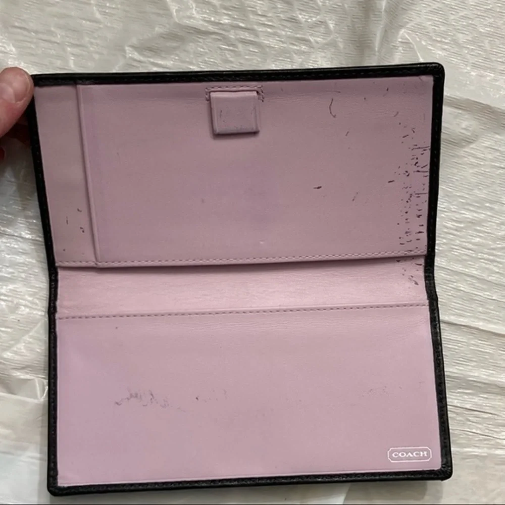 Coach op signatures c black checkbook slipcover